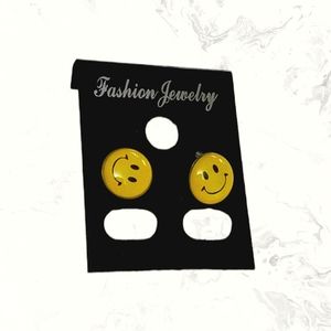Emoji Earrings SET OF 2 Assorted Expressions Stud Earrings nwt